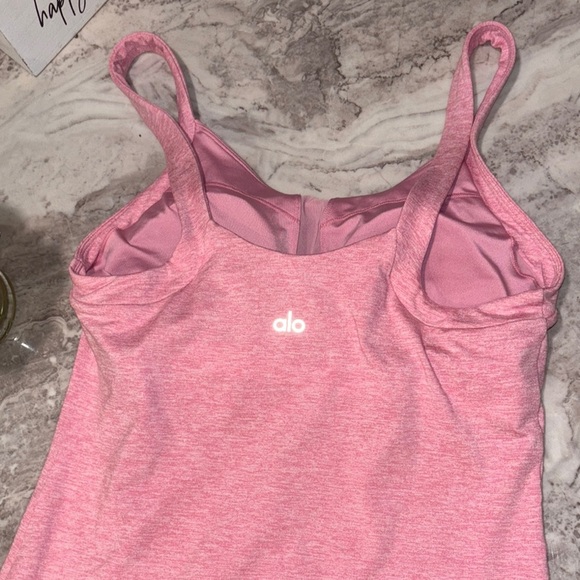 ALO Alosoft Yoga Light Heather Pink Tank Top - Picture 9 of 9